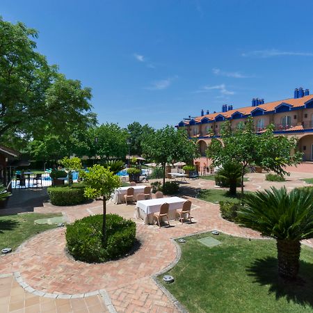 Hotel Fuente Las Piedras Cabra Eksteriør bilde
