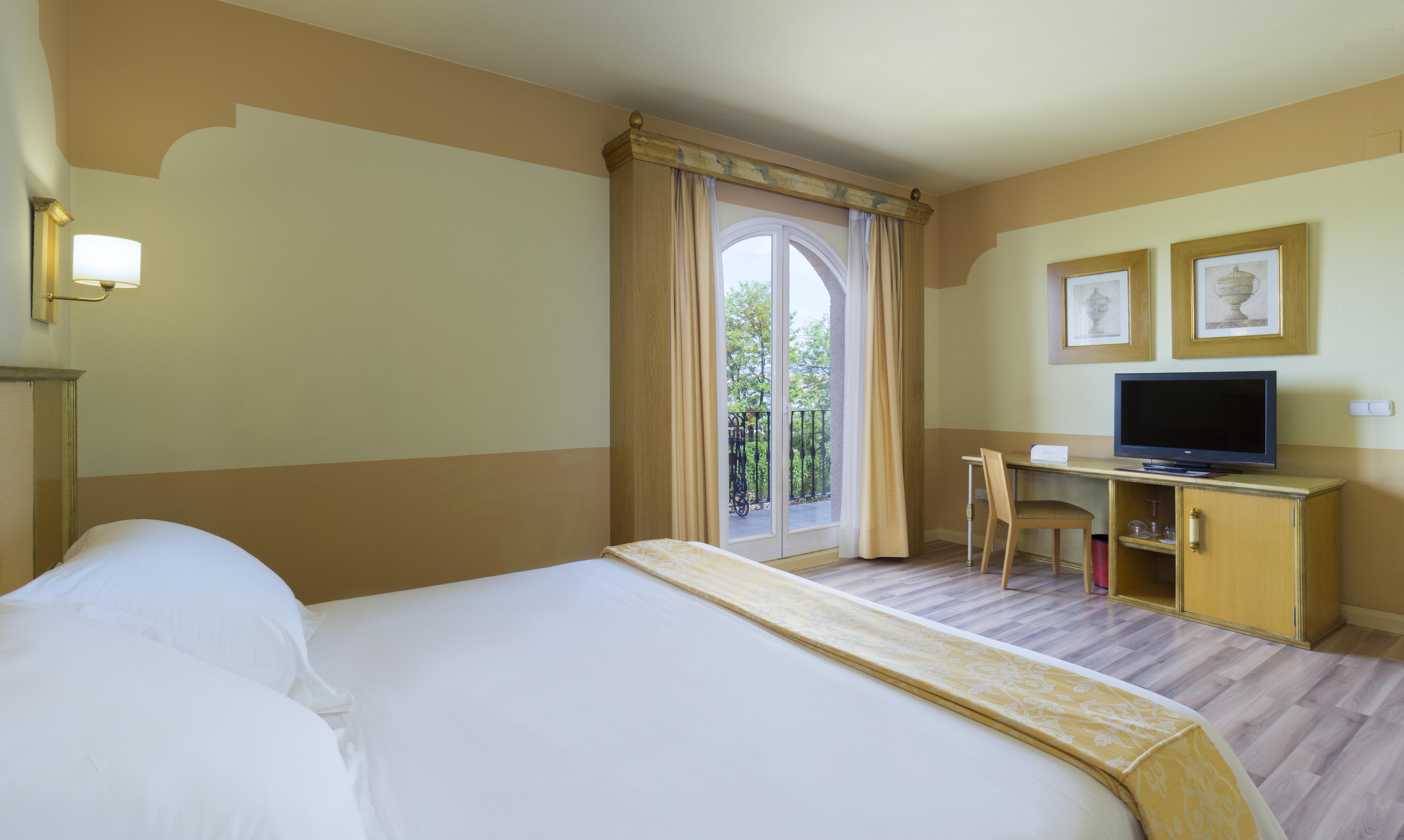 Hotel Fuente Las Piedras Cabra Eksteriør bilde