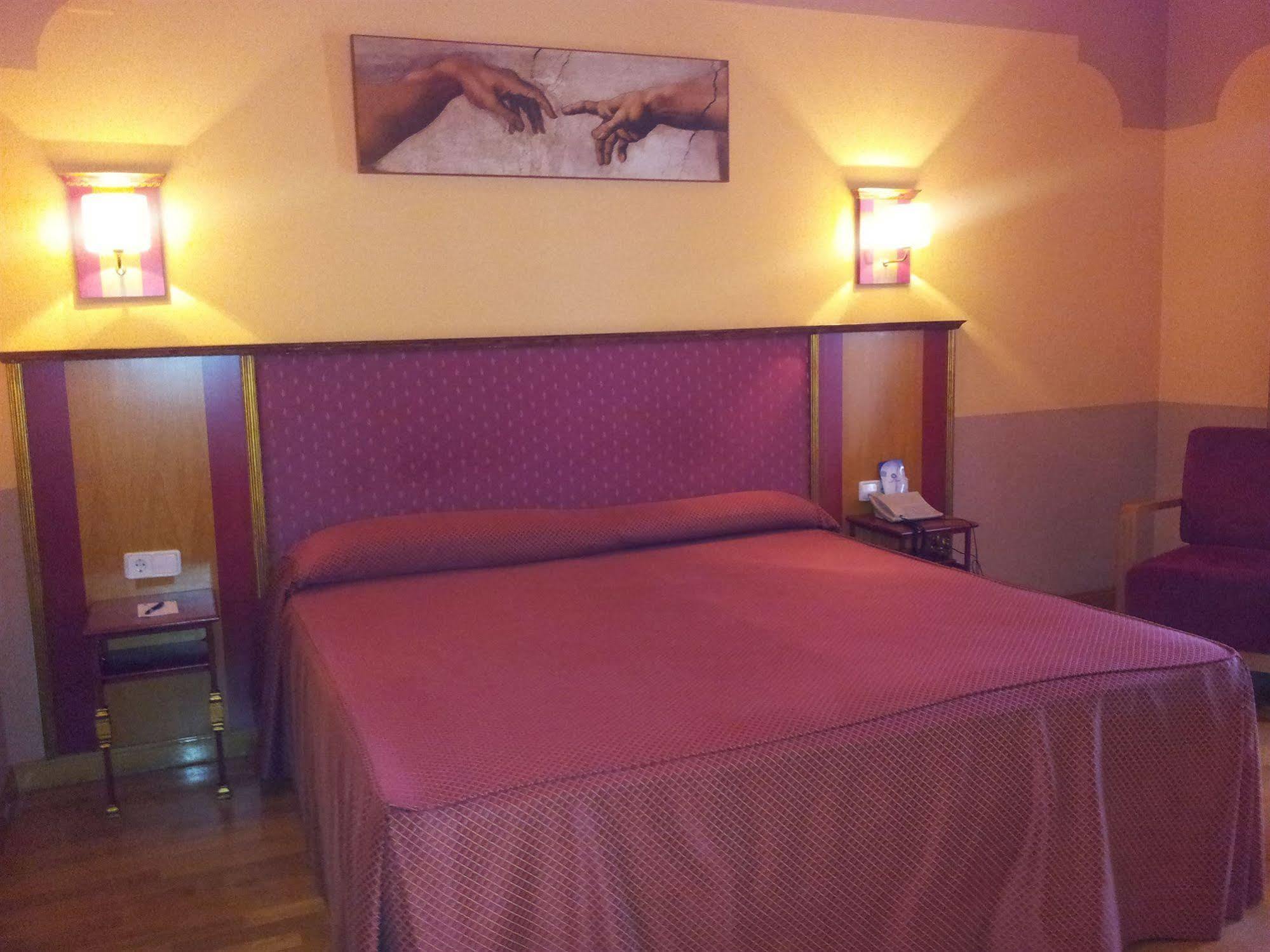 Hotel Fuente Las Piedras Cabra Eksteriør bilde